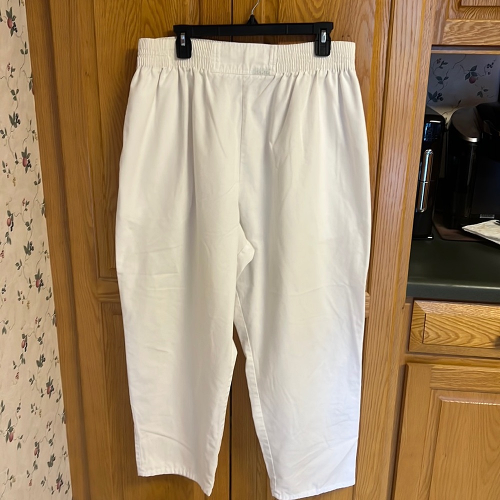 Women’s Cherokee white uniform pants size 2XL